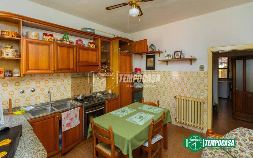 Trilocale via Andrea Dellavalle 11/Lavanderia, Centro, Momo — foto 19 di 26