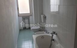 Trilocale via Napoleone Colajanni 88, Centro, Caltanissetta