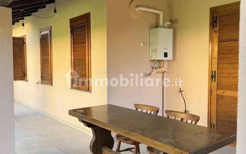 Bilocale via Grasmci, 10, Centro, Taino