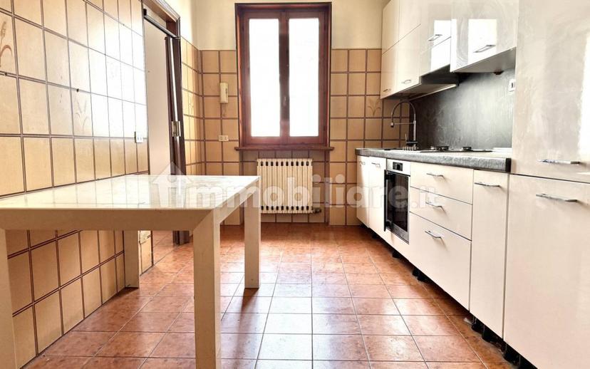 Quadrilocale piazza Martiri della Libertà 11, Centro, San Secondo Parmense — foto 19 di 26