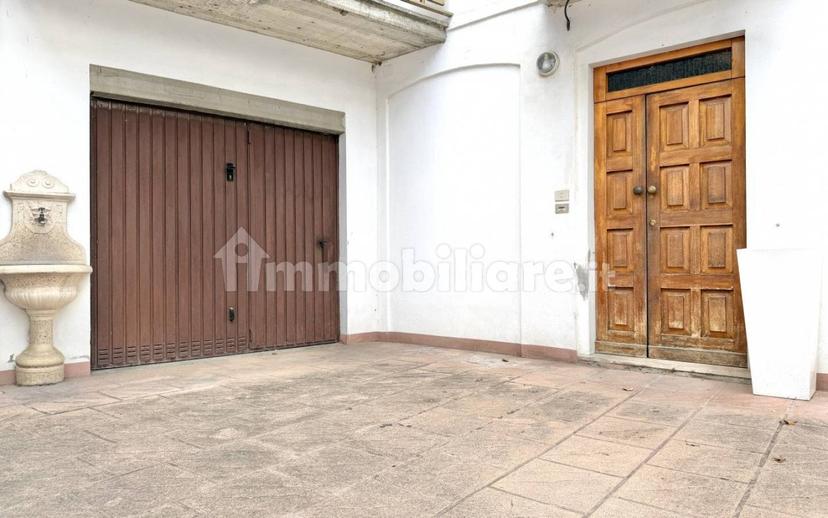 Quadrilocale piazza Martiri della Libertà 11, Centro, San Secondo Parmense — foto 21 di 26