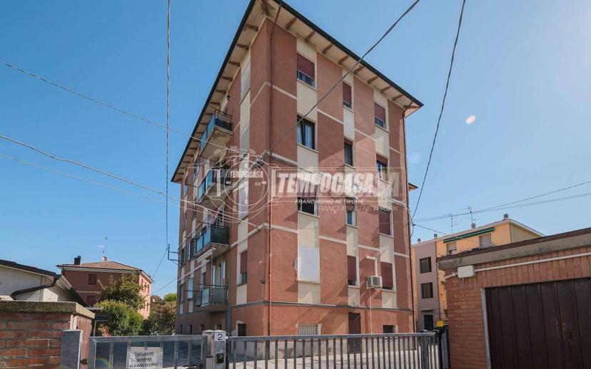 Trilocale via Francesco Petrarca 2, San Vincenzo, Galliera — foto 16 di 26