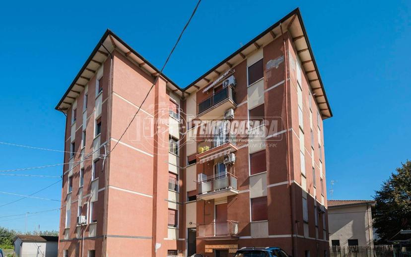 Trilocale via Francesco Petrarca 2, San Vincenzo, Galliera — foto 9 di 26