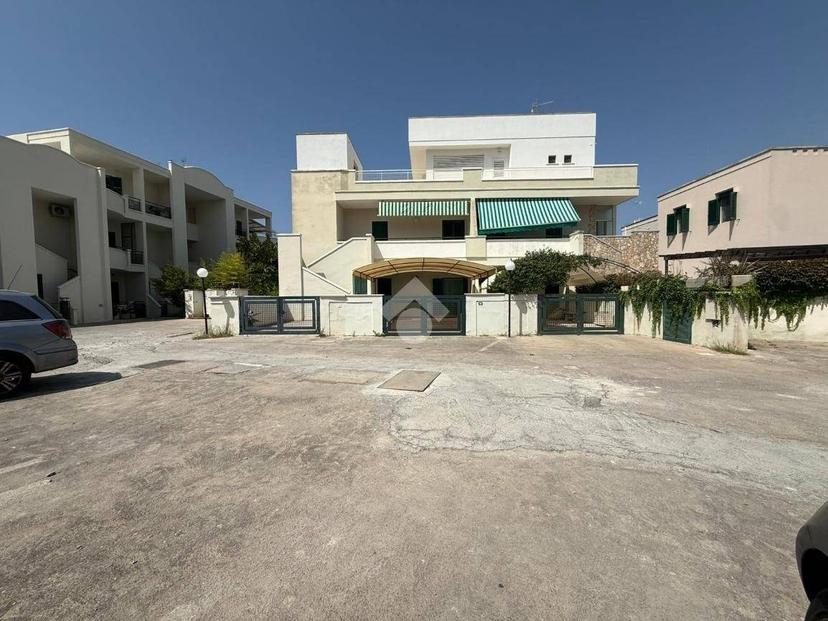 Villa bifamiliare via Della Chiesa 34, Baia Verde, Lidi, Gallipoli — foto 16 di 23