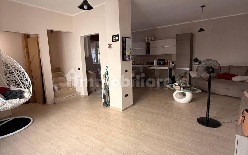 Villa unifamiliare via Guiscardi 20, Bianzè — foto 2 di 11