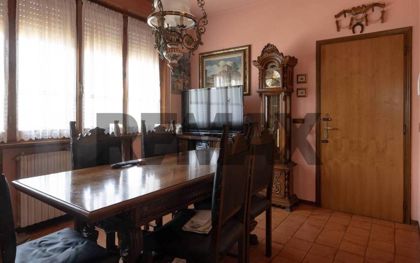 Trilocale via Xxvii Aprile 6, Centro, Collecchio — foto 7 di 10