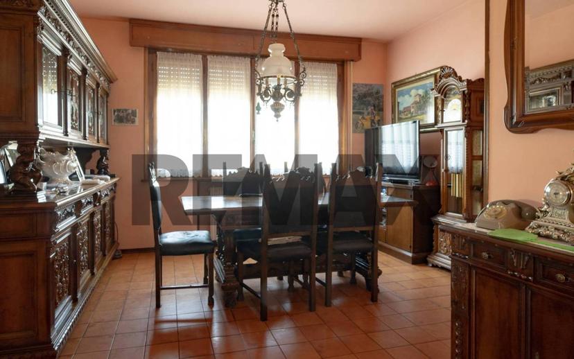 Trilocale via Xxvii Aprile 6, Centro, Collecchio — foto 10 di 10