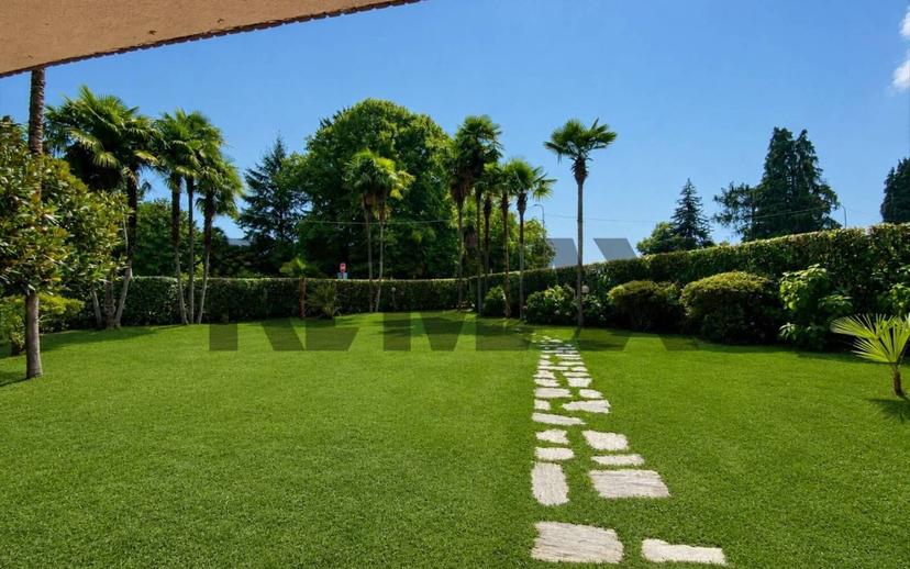 Villa unifamiliare via Sempione 2, Centro, Meina
