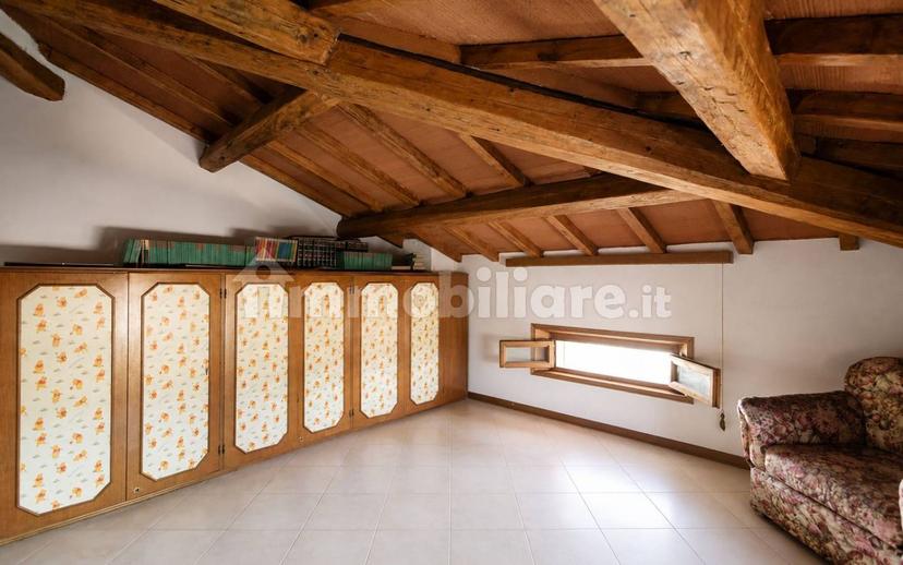 Villa unifamiliare via Provinciale Valdinievole, Castelfranco di Sotto — foto 17 di 24