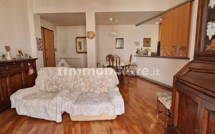 Quadrilocale via Ugo Foscolo 4, Centro, Poggio Moiano — foto 25 di 42