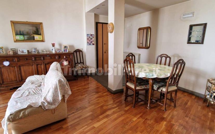 Quadrilocale via Ugo Foscolo 4, Centro, Poggio Moiano — foto 22 di 42
