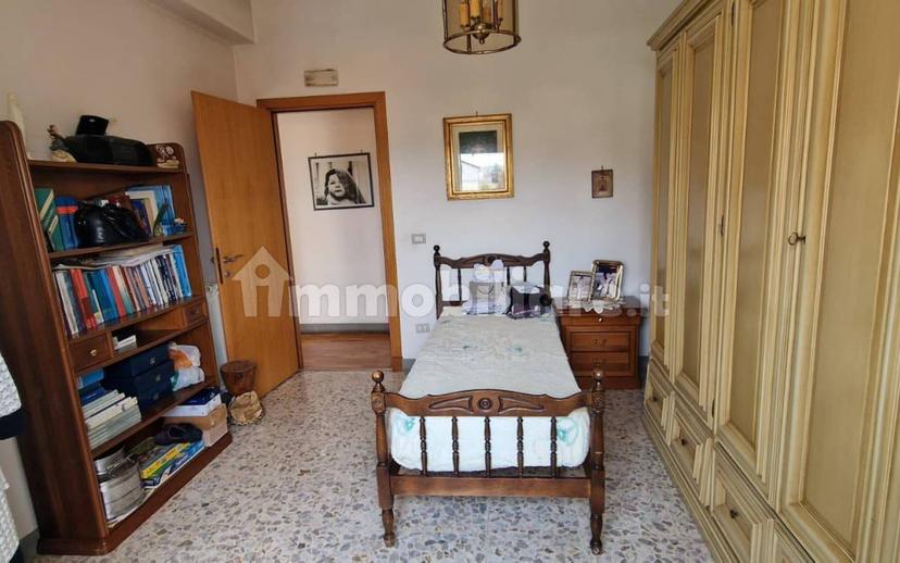 Quadrilocale via Ugo Foscolo 4, Centro, Poggio Moiano — foto 3 di 42