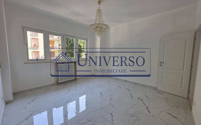 Trilocale via Antonio Gramsci 45, Centro Storico, Voghera — foto 11 di 26