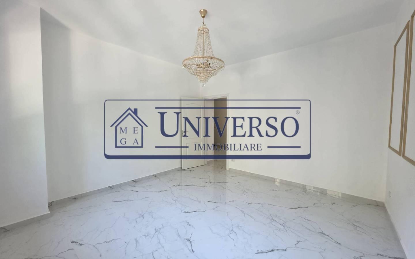 Trilocale via Antonio Gramsci 45, Centro Storico, Voghera