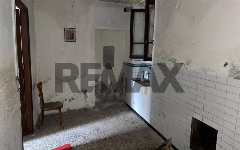 Rustico, da ristrutturare, 400 m², Borgomanero — foto 13 di 34
