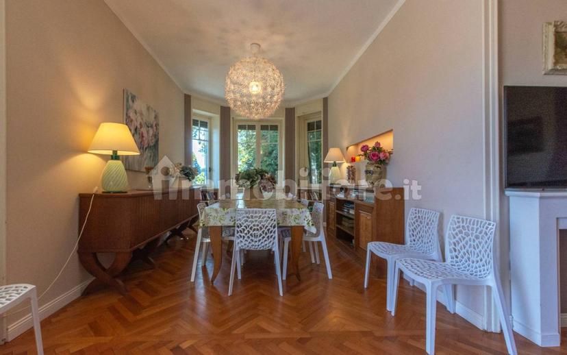 Villa unifamiliare via Alessandro Volta 1, Centro, Stresa — foto 5 di 45