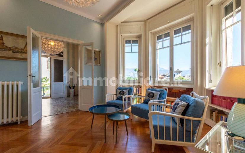 Villa unifamiliare via Alessandro Volta 1, Centro, Stresa — foto 31 di 45