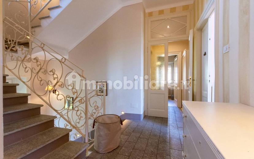 Villa unifamiliare via Alessandro Volta 1, Centro, Stresa — foto 18 di 45