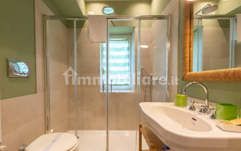 Villa unifamiliare via Alessandro Volta 1, Centro, Stresa — foto 30 di 45
