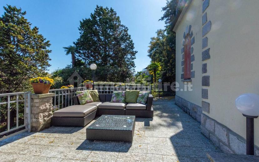 Villa unifamiliare via Alessandro Volta 1, Centro, Stresa — foto 37 di 45