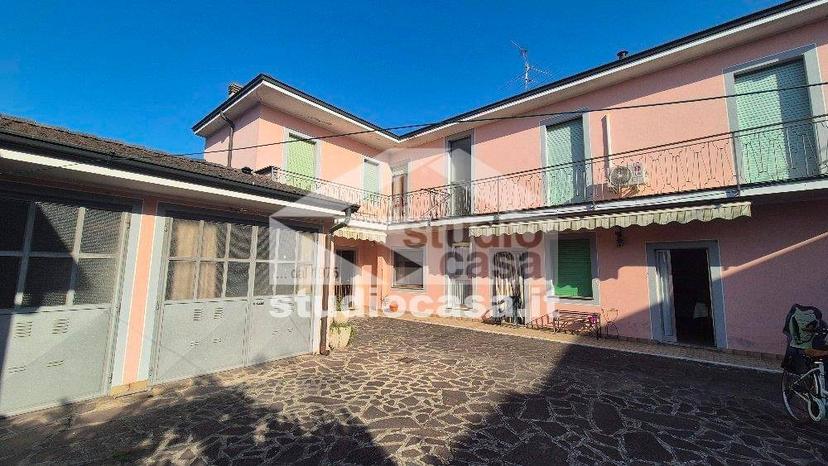 Villa bifamiliare, buono stato, 230 m², Agnadello — foto 45 di 57