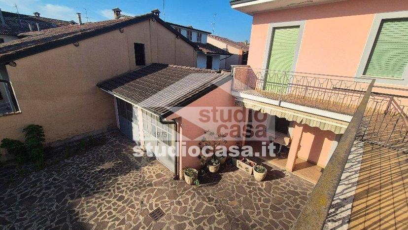 Villa bifamiliare, buono stato, 230 m², Agnadello — foto 48 di 57