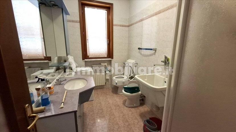 Trilocale buono stato, Centro, San Giorgio Piacentino — foto 3 di 9