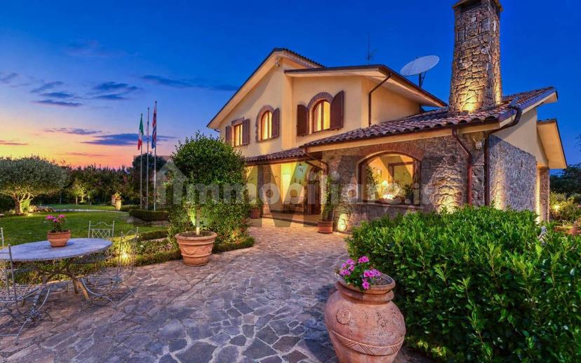 Villa unifamiliare, ottimo stato, 450 m², Bassano in Teverina — foto 15 di 103