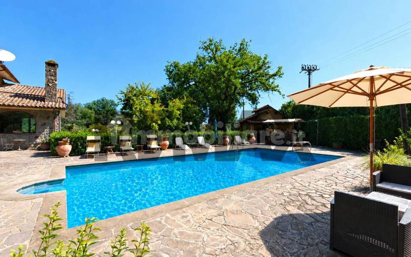 Villa unifamiliare, ottimo stato, 450 m², Bassano in Teverina — foto 8 di 103