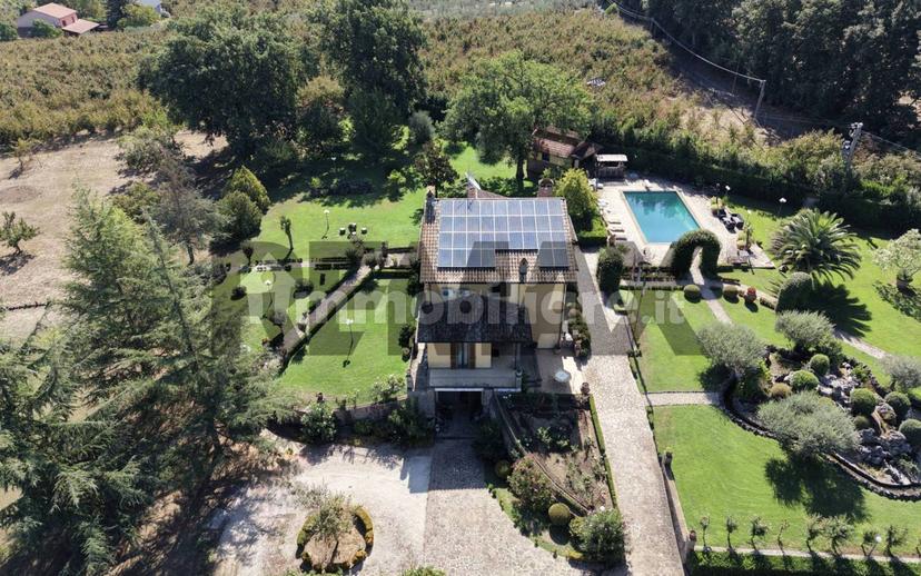 Villa unifamiliare, ottimo stato, 450 m², Bassano in Teverina — foto 63 di 103