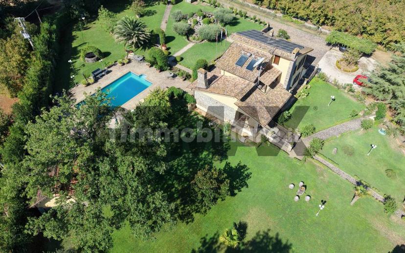 Villa unifamiliare, ottimo stato, 450 m², Bassano in Teverina — foto 24 di 103