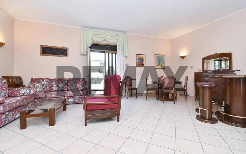 Villa bifamiliare via Paternò 333, Ragalna — foto 13 di 74