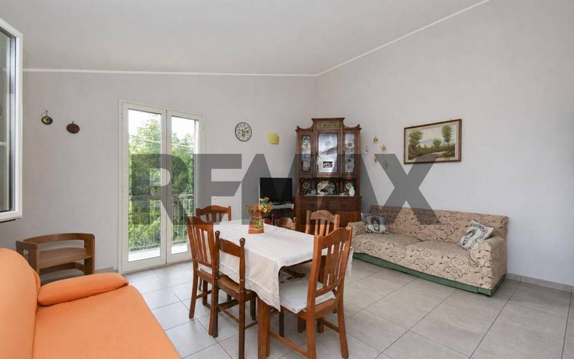 Villa bifamiliare via Paternò 333, Ragalna — foto 5 di 74