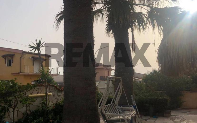 Villa bifamiliare via Costa Esperia 43/45, Centro, Vittoria — foto 2 di 12