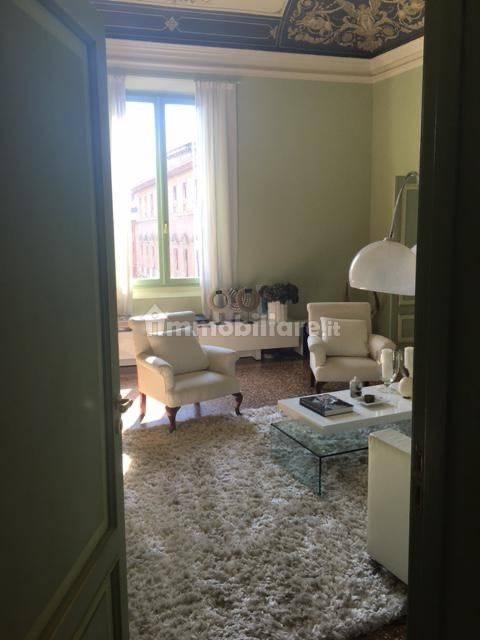Appartamento piazza Franklin Delano Roosevelt 4, Centro Storico, Bologna