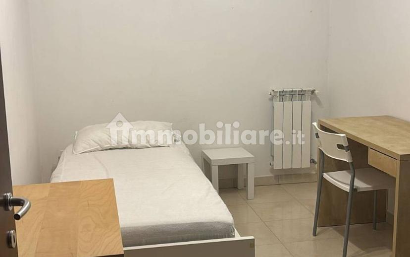 Stanza singola via Aldo Moro 17, Siena — foto 2 di 9
