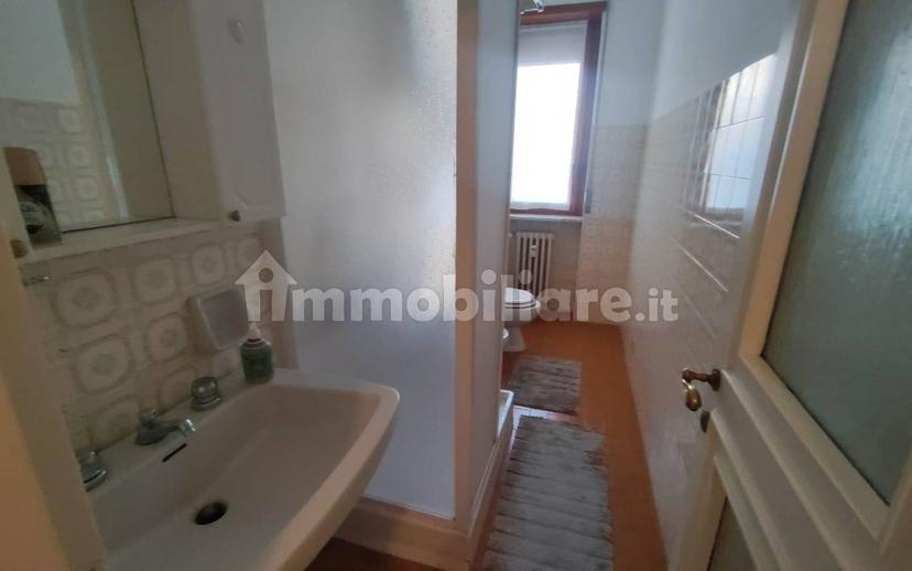 Trilocale buono stato, primo piano, Centro Città, San Paolo, Biella — foto 8 di 11