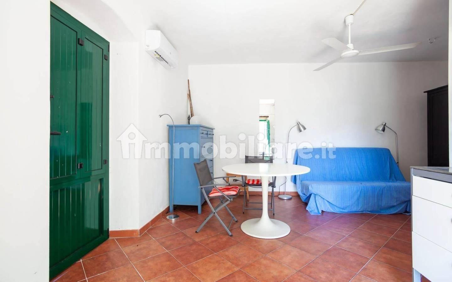Monolocale buono stato, piano rialzato, Centro, Roseto Capo Spulico