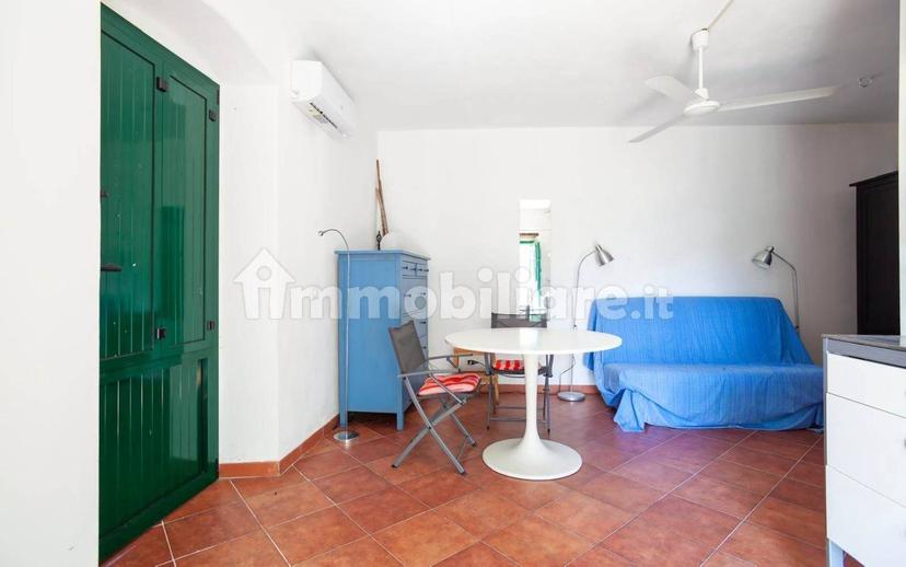 Monolocale buono stato, piano rialzato, Centro, Roseto Capo Spulico