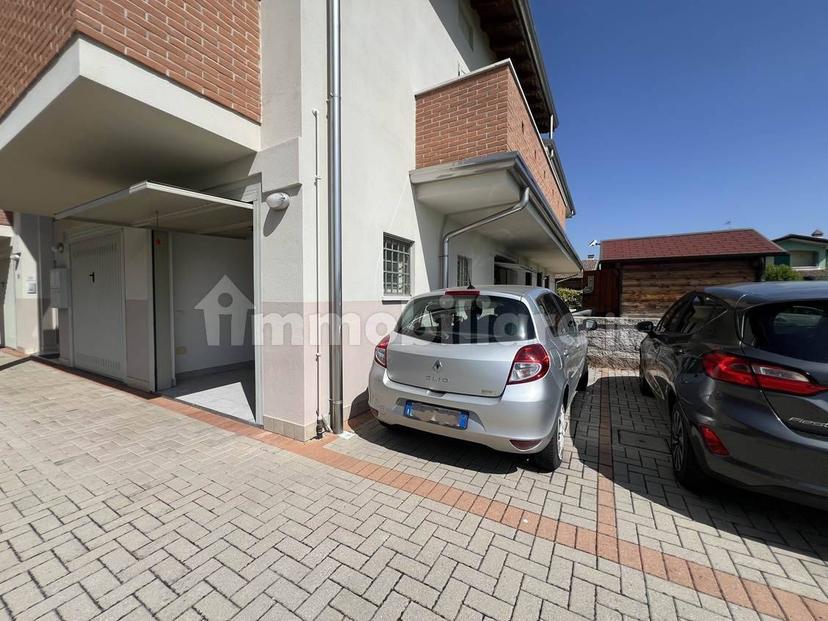 Trilocale via E. Morante 1, Centro, Roncoferraro — foto 2 di 33