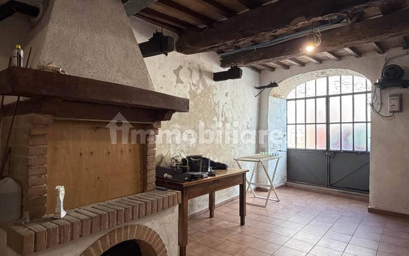 Terratetto unifamiliare via Farnese  72, Centro, Camerino — foto 2 di 45