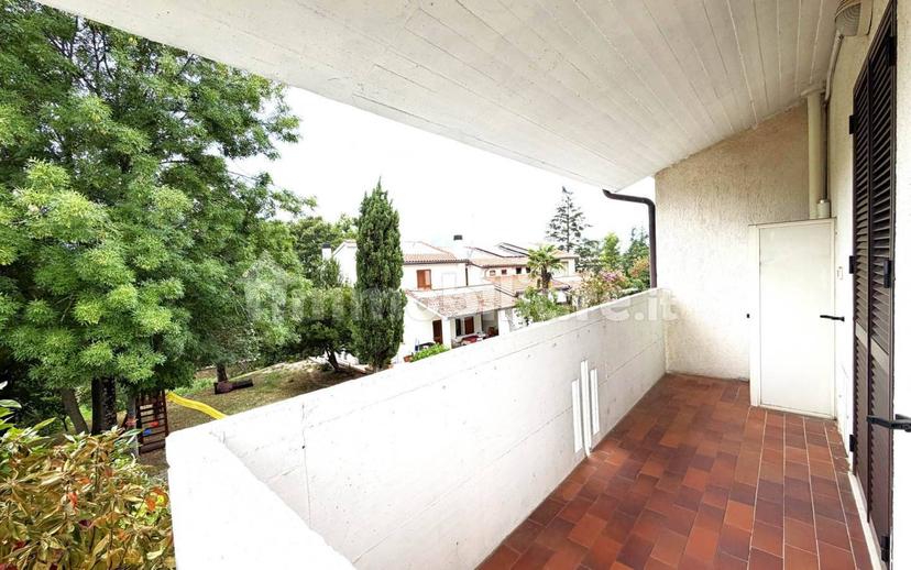 Villa unifamiliare via Francesco Primo Di Lorena, Centro, Camerino — foto 38 di 59