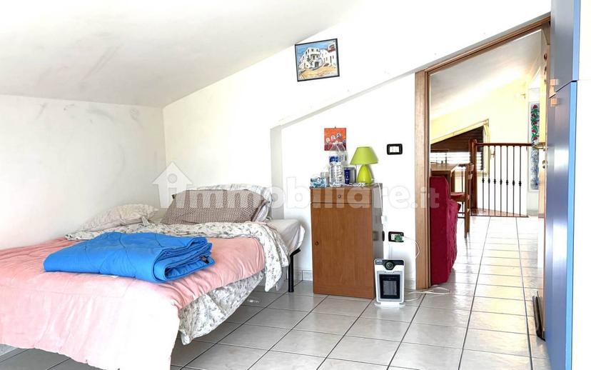 Villa unifamiliare via Francesco Primo Di Lorena, Centro, Camerino — foto 3 di 59