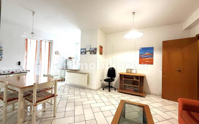 Villa unifamiliare via Francesco Primo Di Lorena, Centro, Camerino — foto 16 di 59