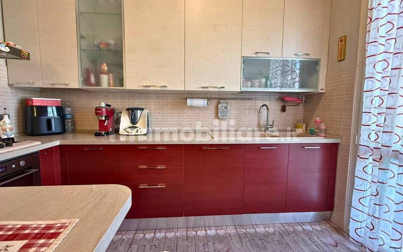 Trilocale ottimo stato, terzo piano, Ospedale - Villaggio Manenti, Reggio Emilia — foto 13 di 20