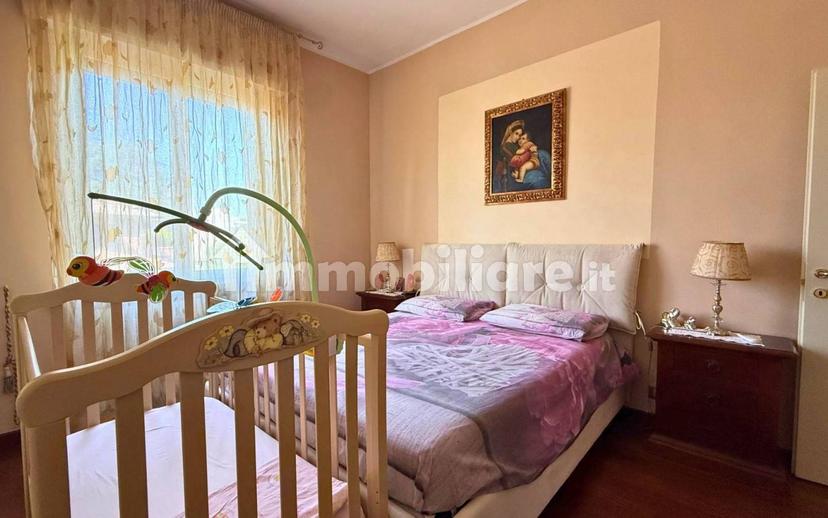 Trilocale ottimo stato, terzo piano, Ospedale - Villaggio Manenti, Reggio Emilia — foto 10 di 20