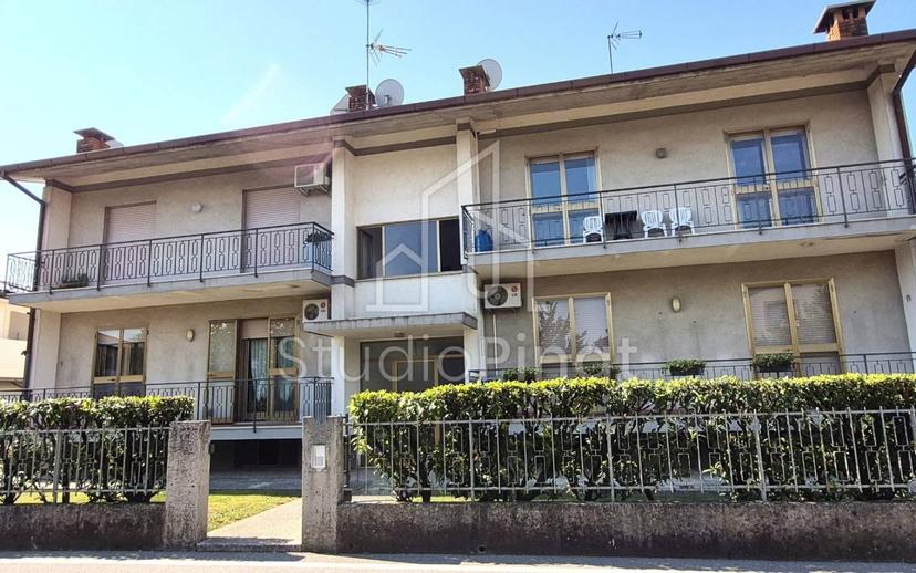 Appartamento buono stato, piano rialzato, Centro, San Daniele del Friuli