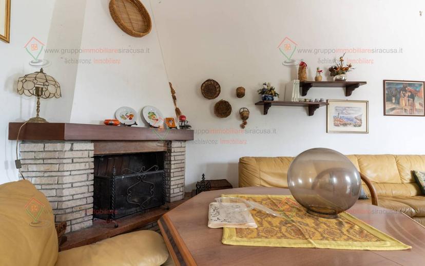 Villa unifamiliare via San Benedetto da Norcia, Tivoli, Siracusa — foto 18 di 37
