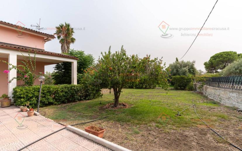 Villa unifamiliare via San Benedetto da Norcia, Tivoli, Siracusa — foto 6 di 37
