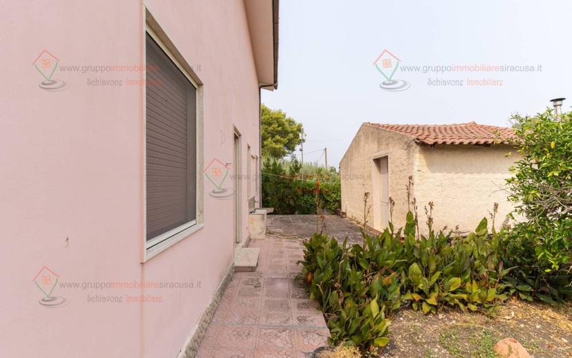 Villa unifamiliare via San Benedetto da Norcia, Tivoli, Siracusa — foto 37 di 37